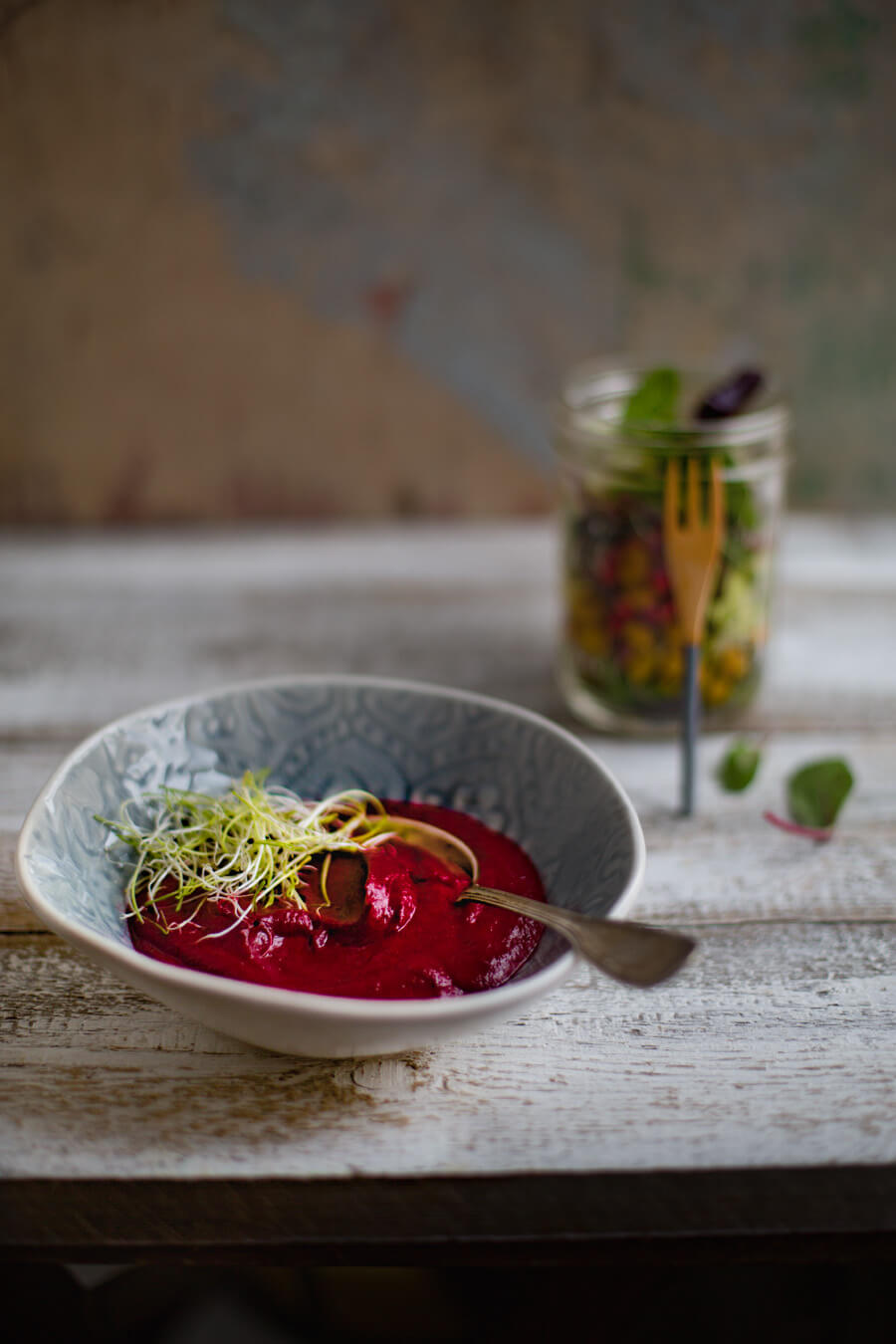 Rote Beete Suppe mit Salat
