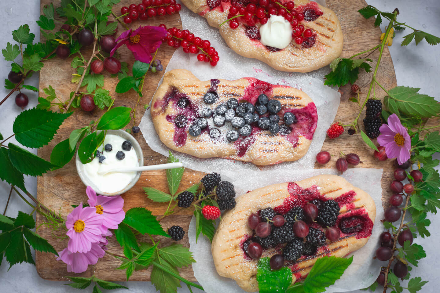 Beeren Grillbrot