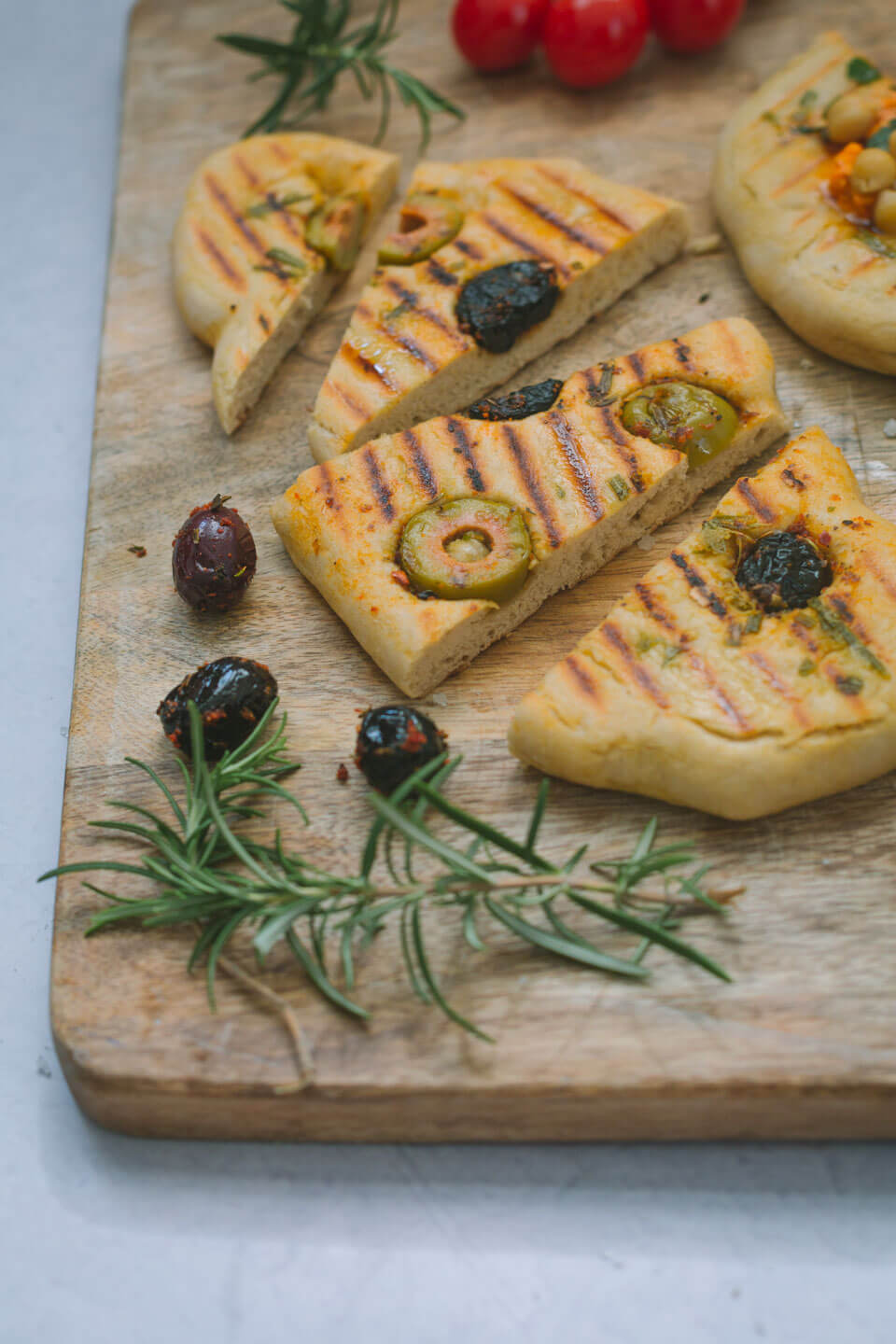 Grillbrot mit Oliven