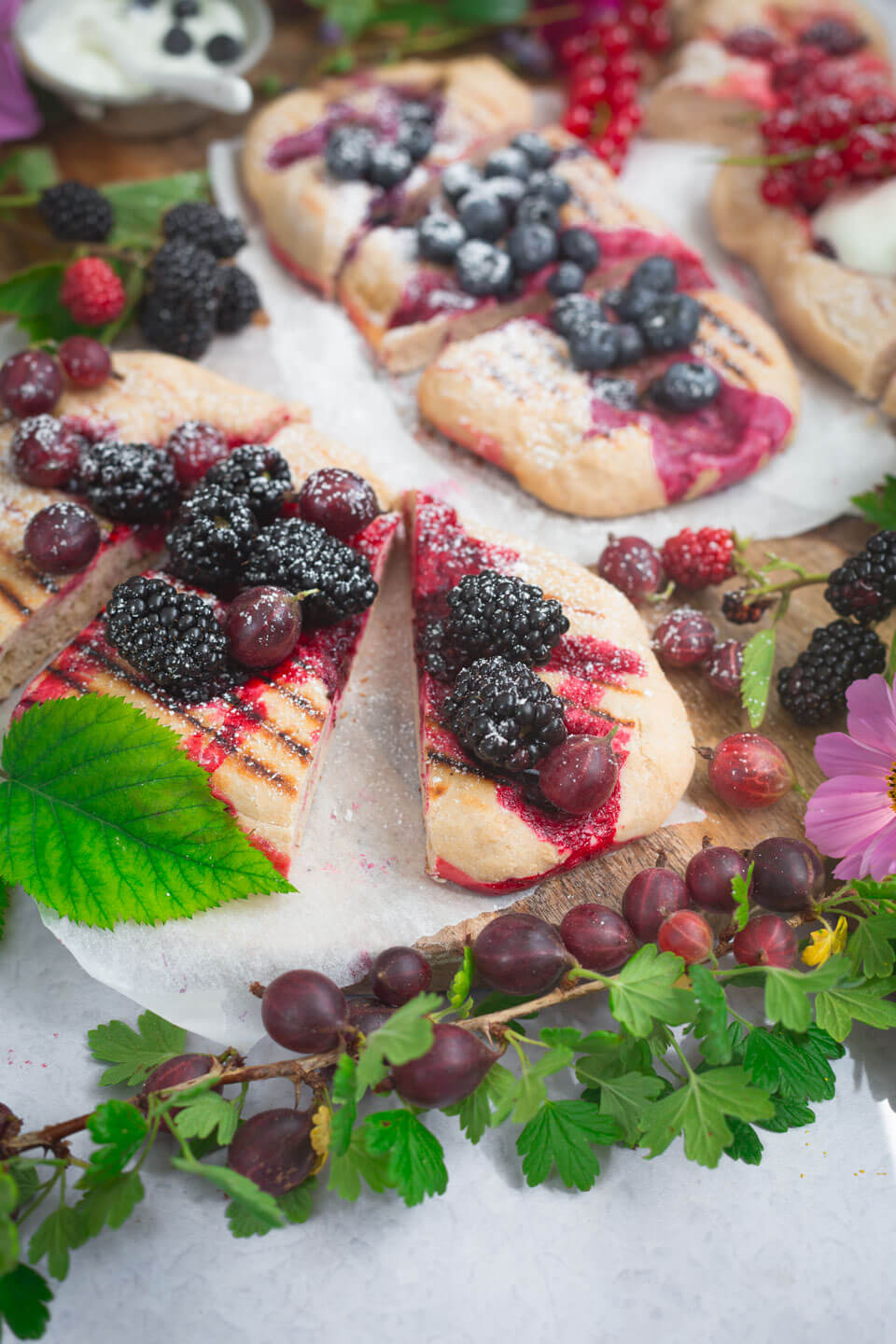 Grillbrot mit Beeren